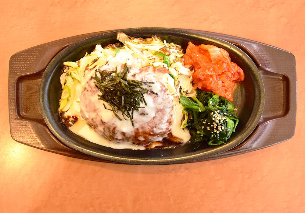 ガスト「チーズONチーズINタッカルビ風ハンバーグ」実食レポ