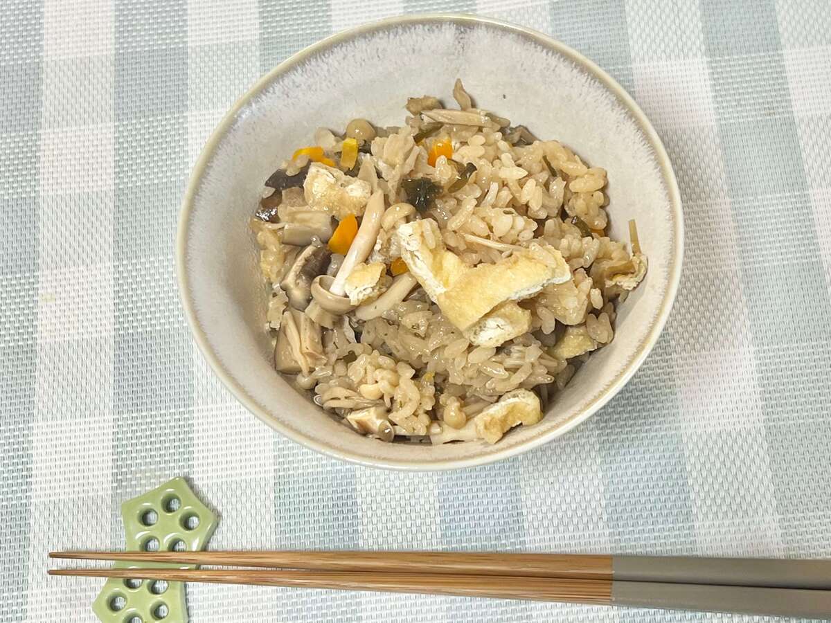 具だくさん炊き込みご飯