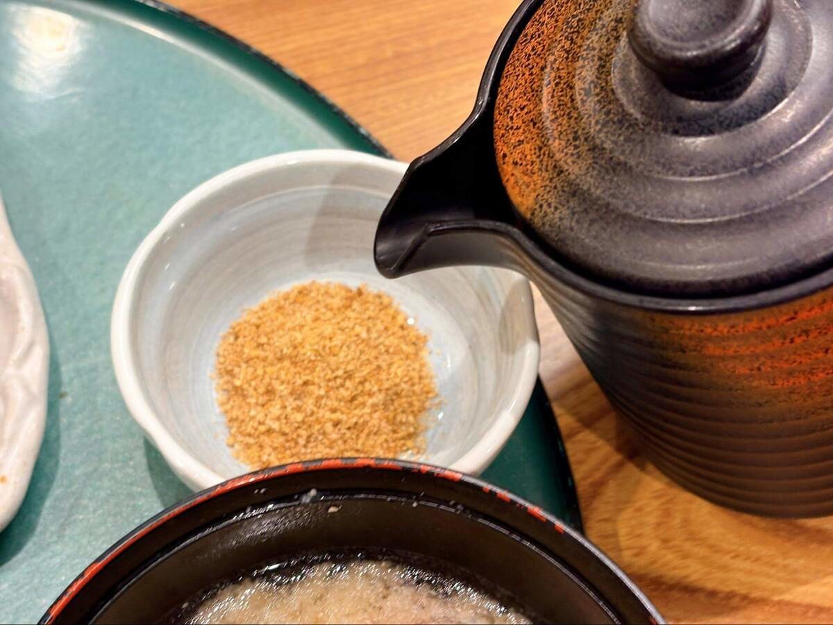 あれもこれもおかわり自由！埼玉のとんかつチェーン『かつ敏』