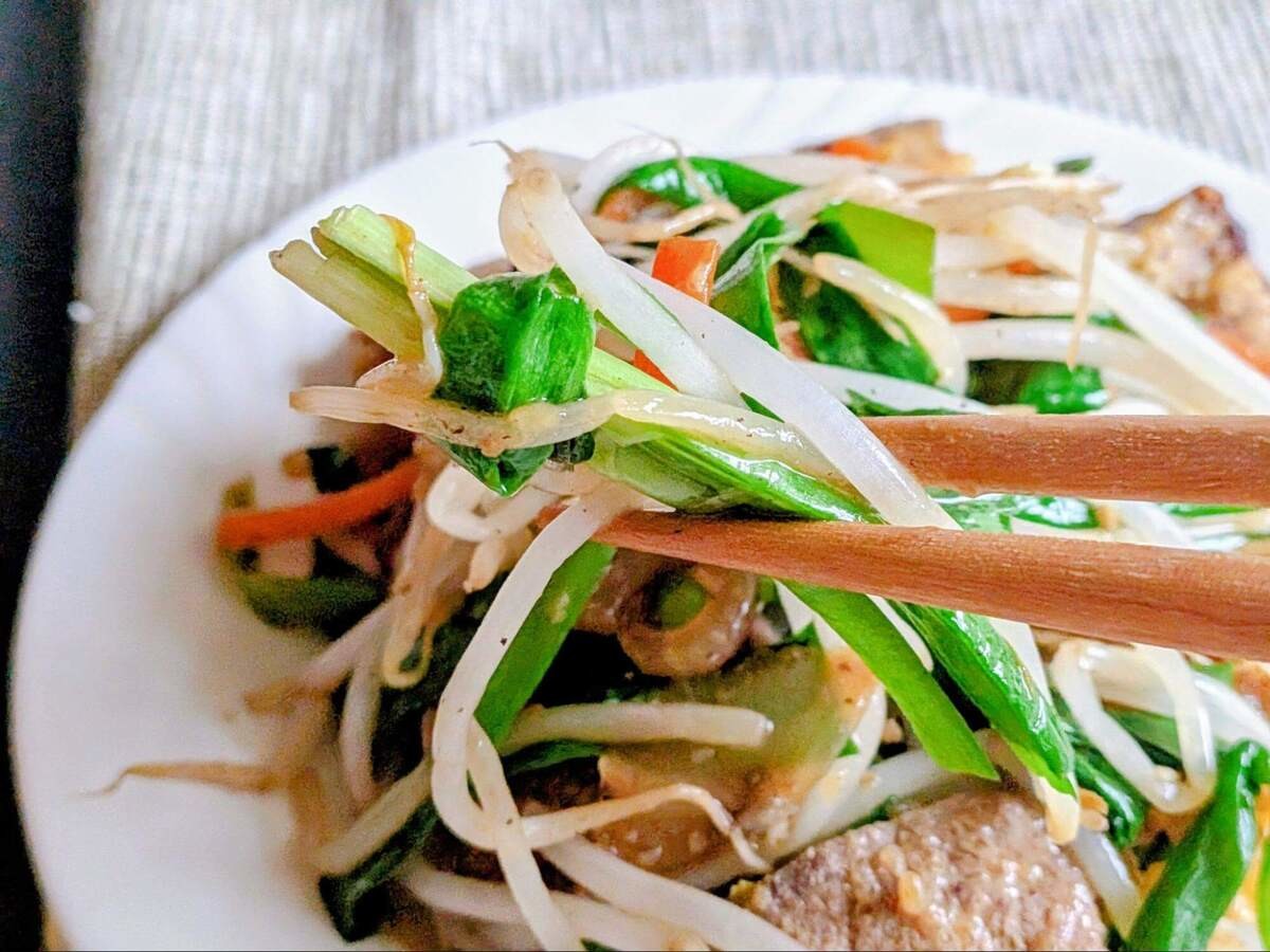 『けんまさきっちん』さん「王将風ニラレバ」のレシピ