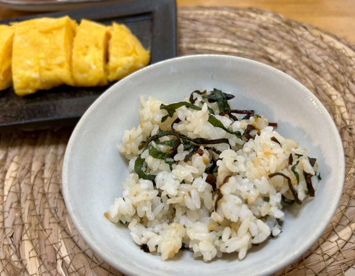 くらこん公式「塩こんぶの青じそごはん」のレシピ