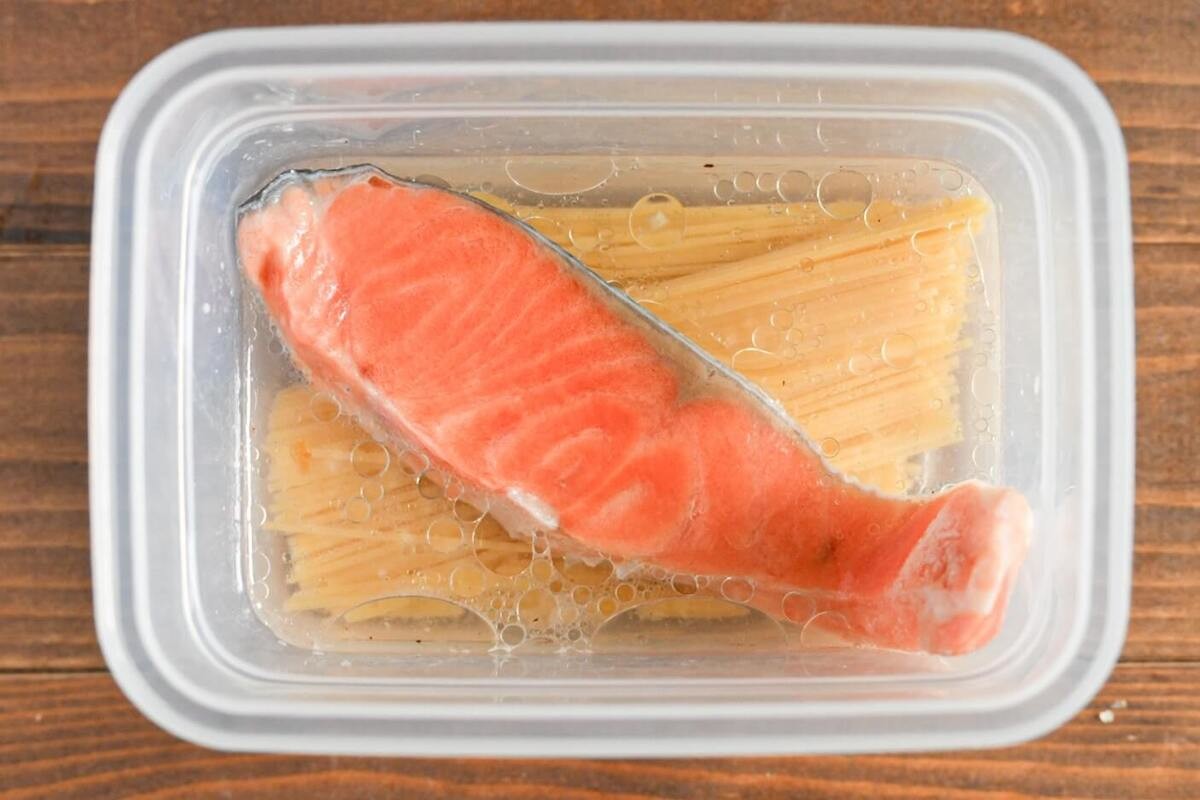 ミツカン「レンジで作る鮭のだしクリームパスタ」