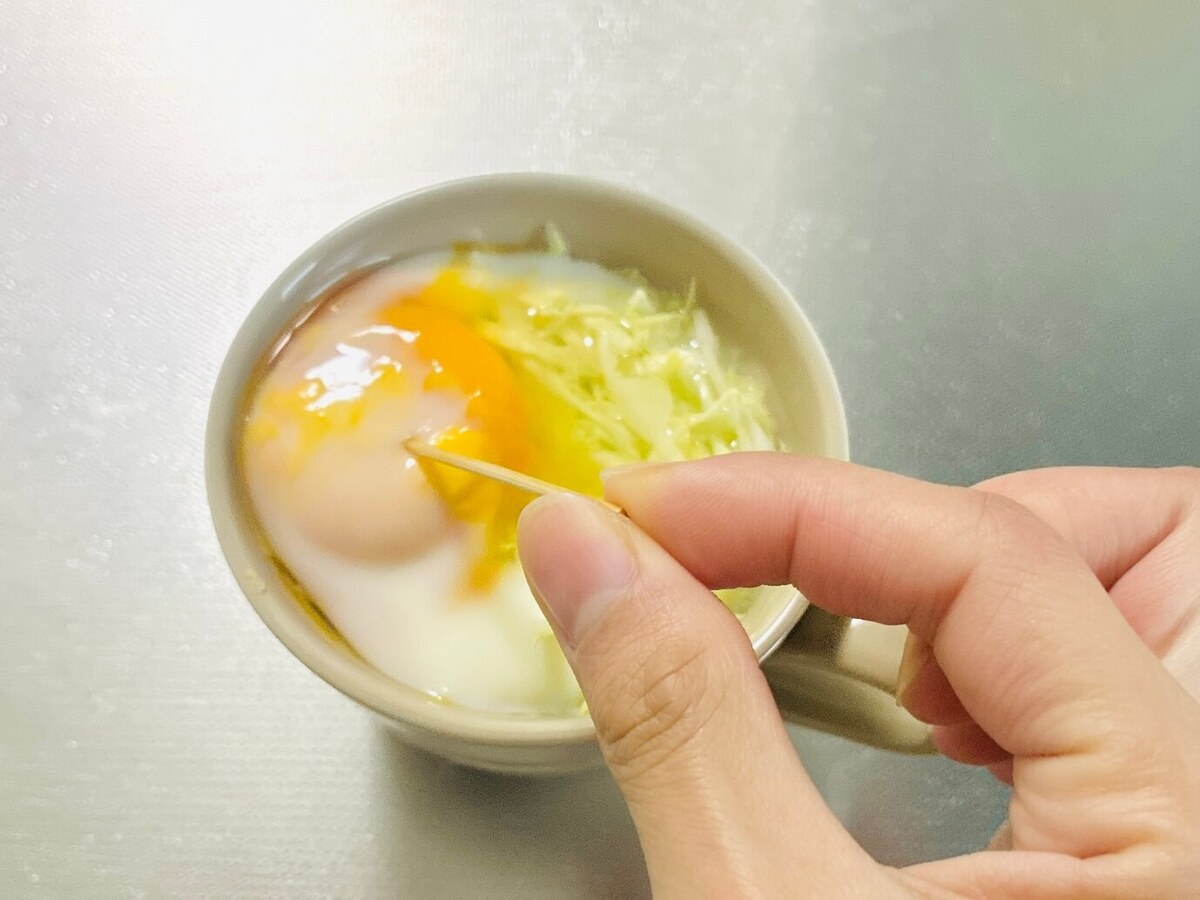 キャベツたっぷりマグカップスープ