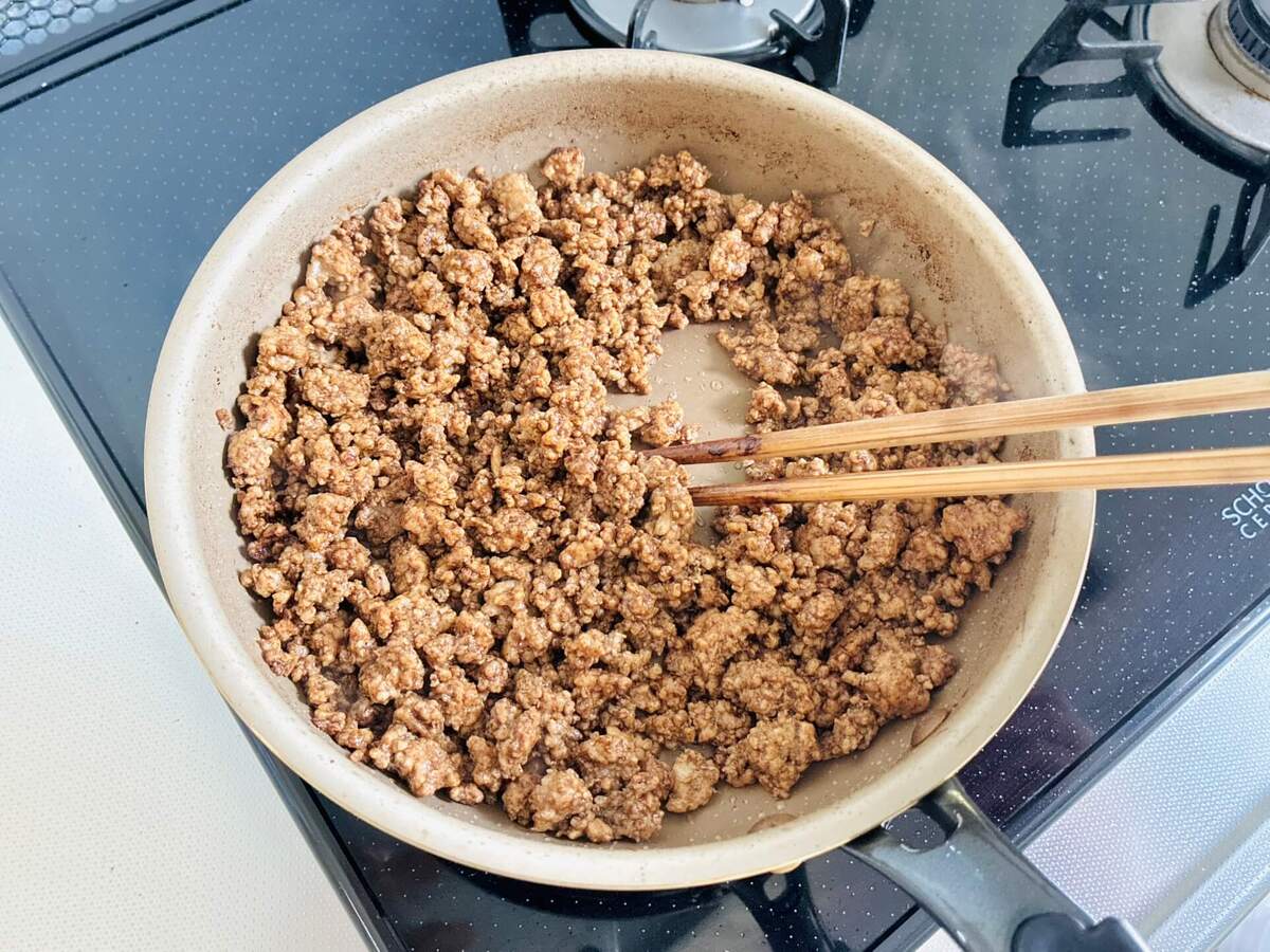 北斗晶さん「豚ひき肉で夏野菜たっぷりレタス包み」