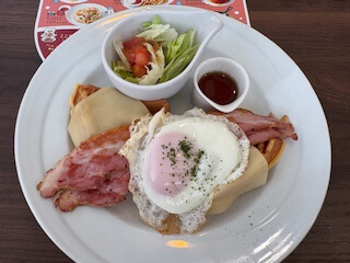 ワッフルモーニング