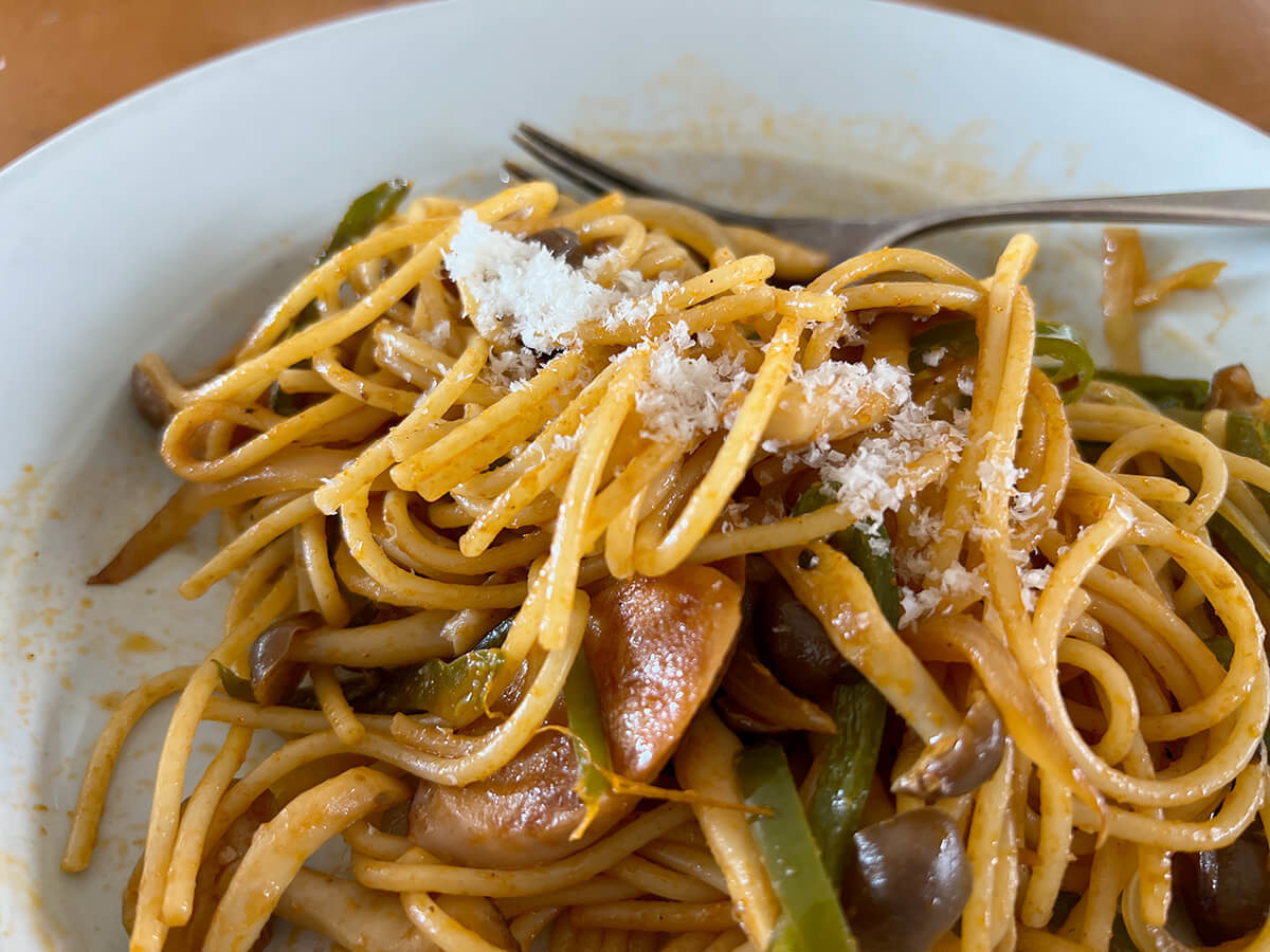 魚肉ソーセージナポリタン