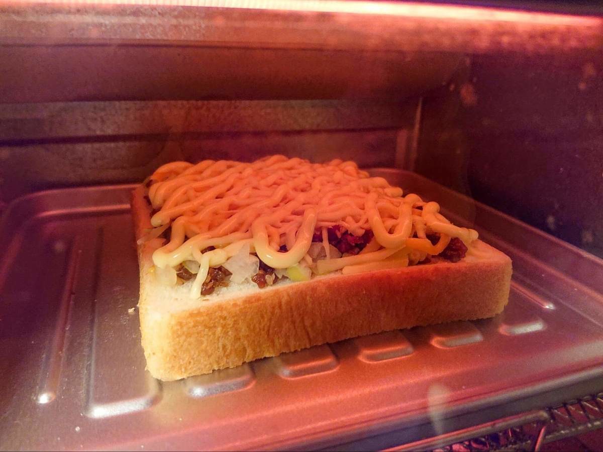 家事ヤロウ牛タンしぐれトースト