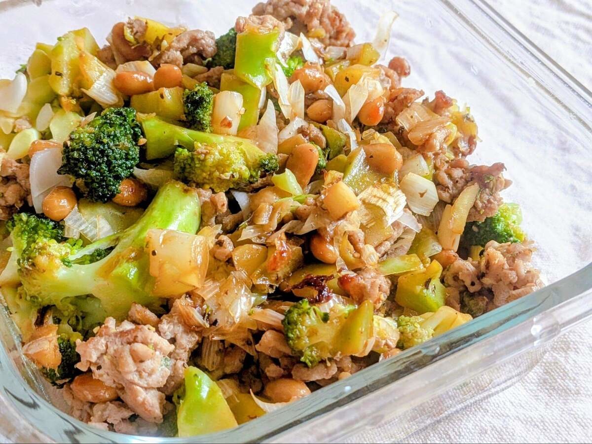 ブロッコリーの納豆肉そぼろ