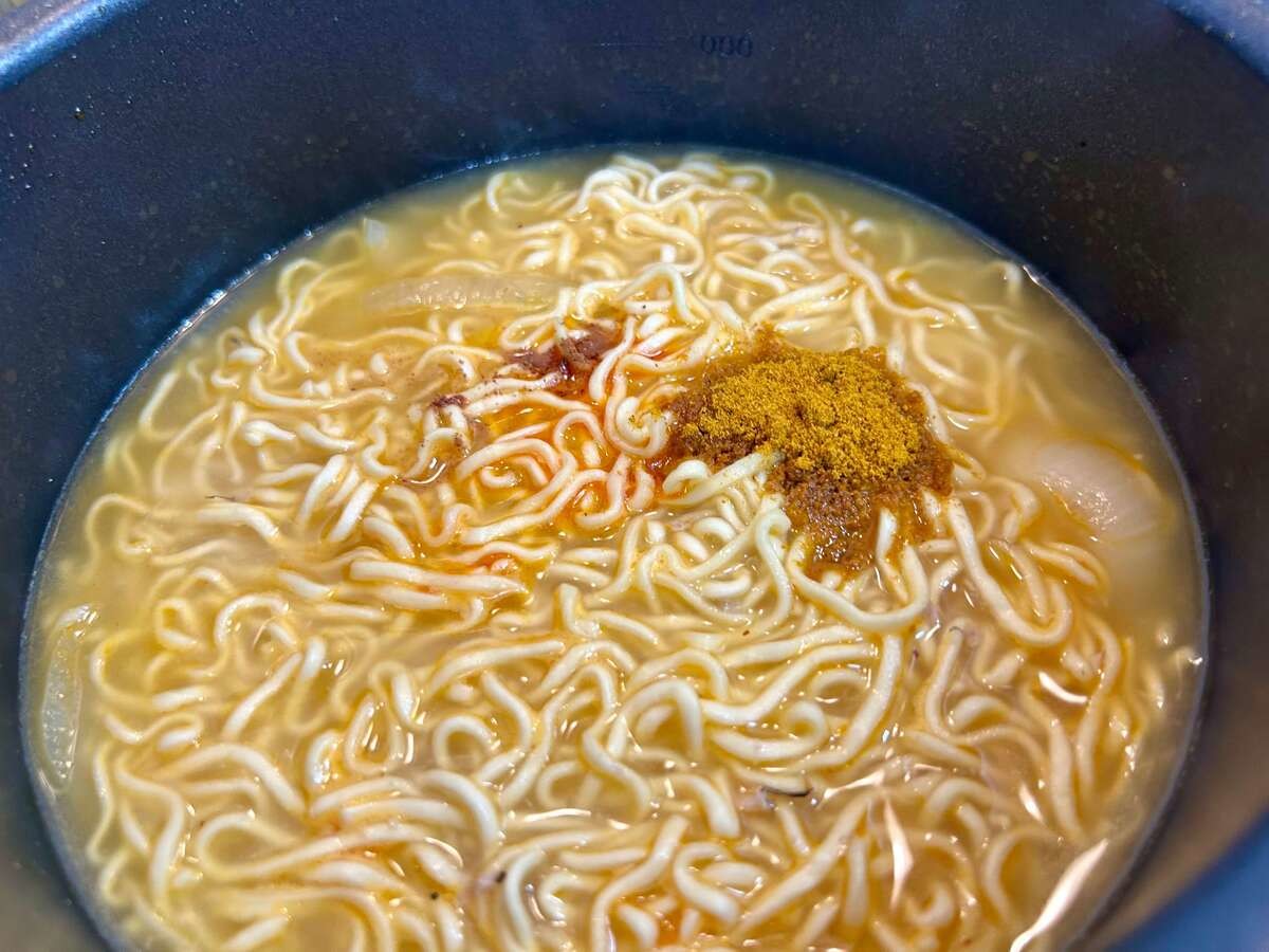 大藪さん「薬膳風さばカレーラーメン」のレシピ