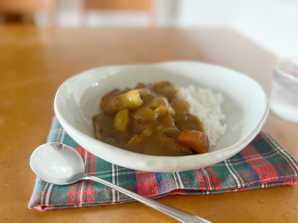 S&B「ちくわカレー」のレシピ