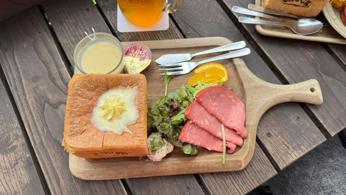 山間のカフェ「CROCE season2」