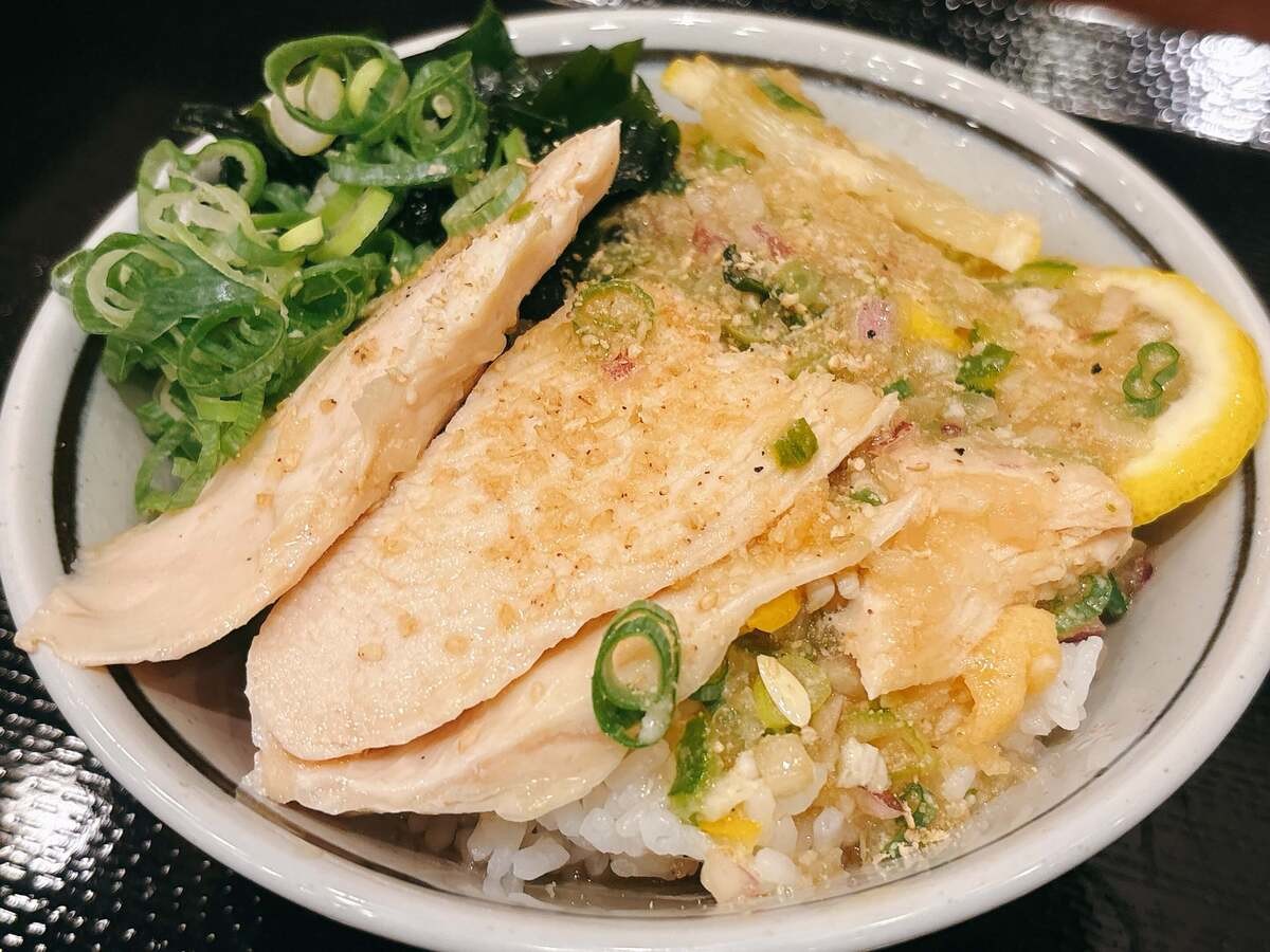 丸亀製麺「ねばとろ鶏ぶっかけ」