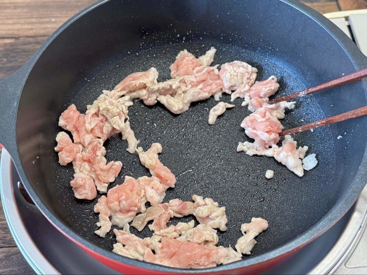 長谷川あかりさん「豚肉とちんげん菜の酢じょうゆ焼きそば」のレシピ