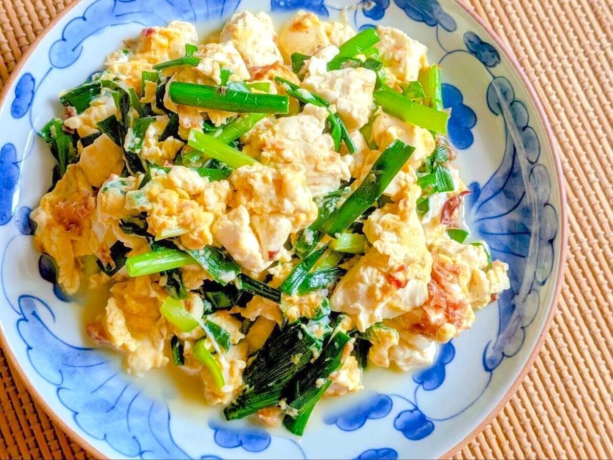 JAグループ公式「ニラ豆腐の卵とじ」のレシピ