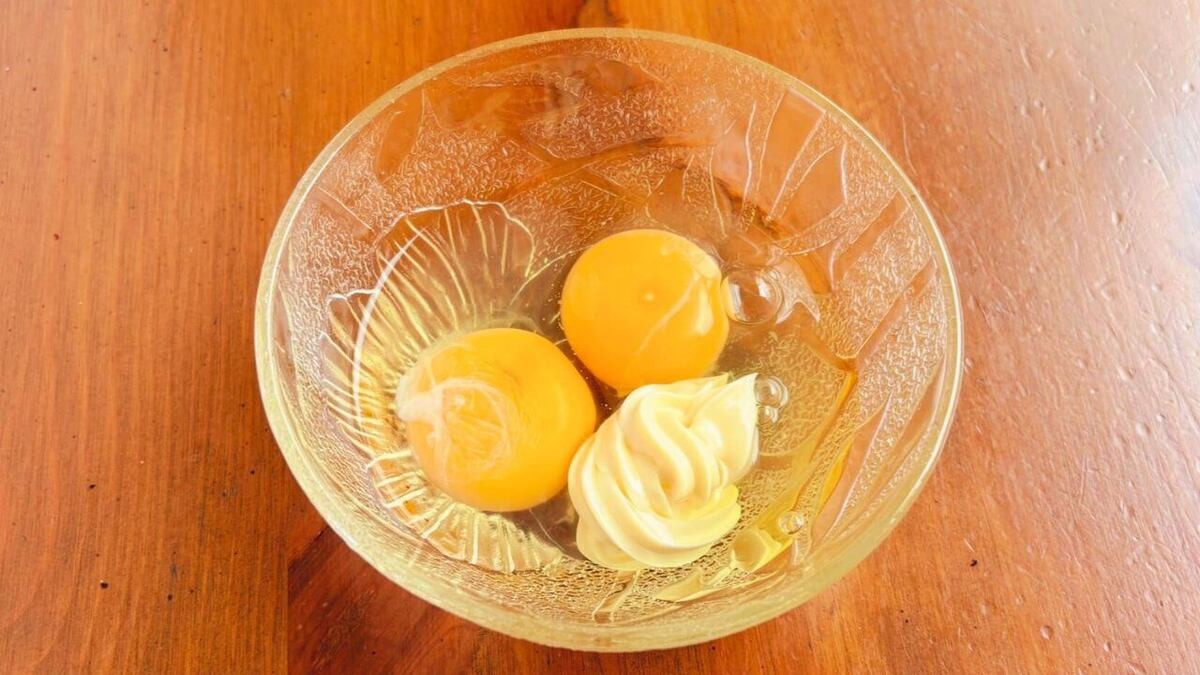 舞茸と卵のふわっとマヨ炒め