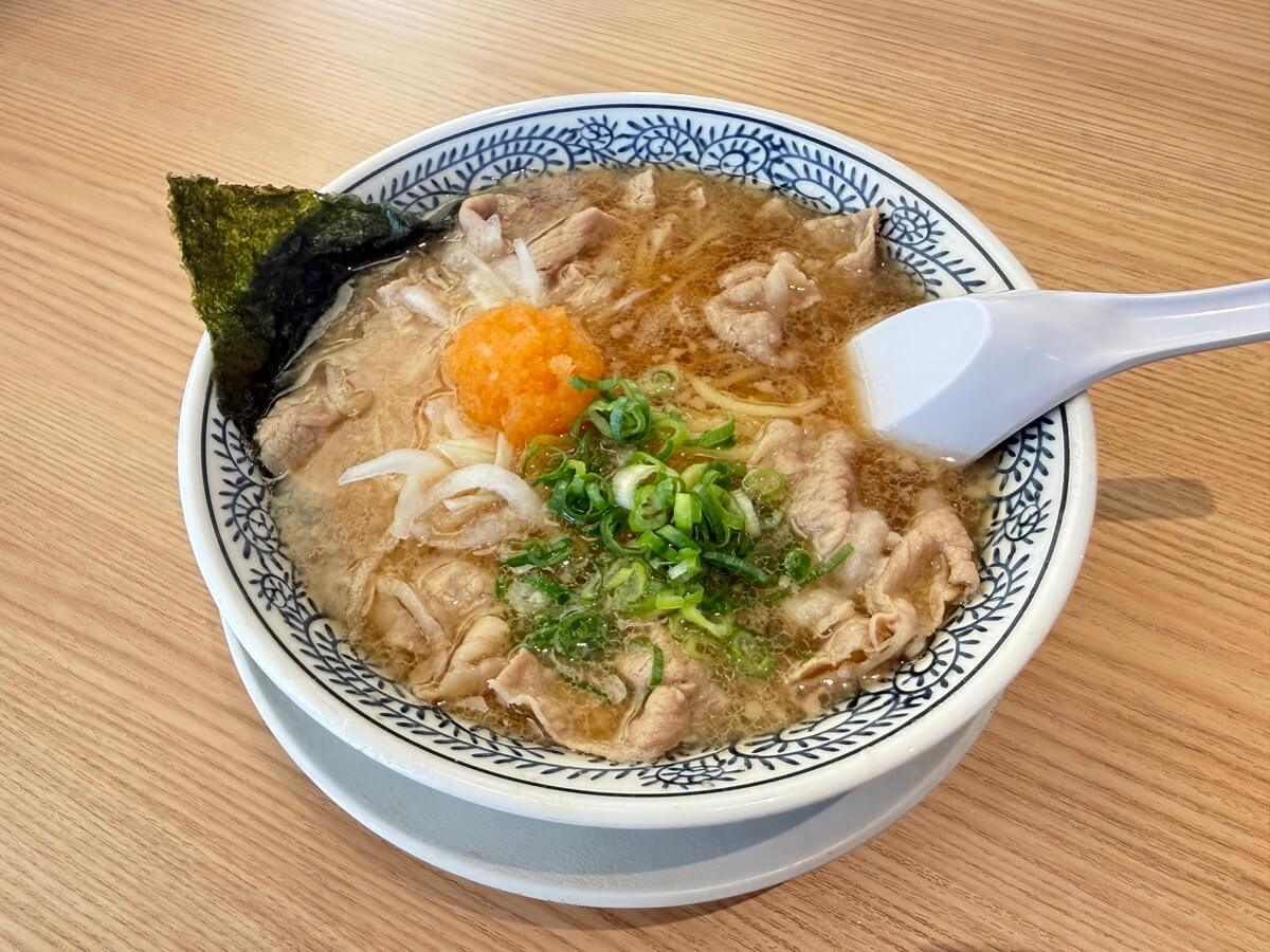 丸源ラーメン「熟成醤油肉そば」