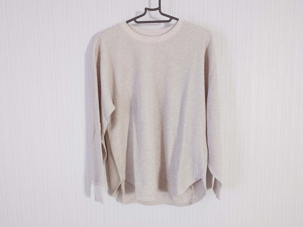 「ユニクロ冬服」カーディガン&シャツ