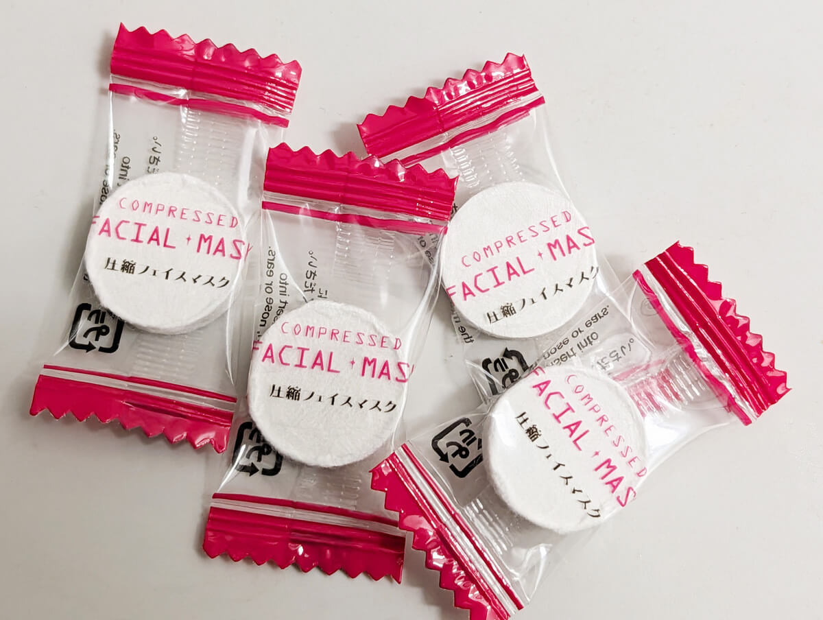 1.SPONGE NAIL POLISH REMOVER（グレープフルーツの香り）