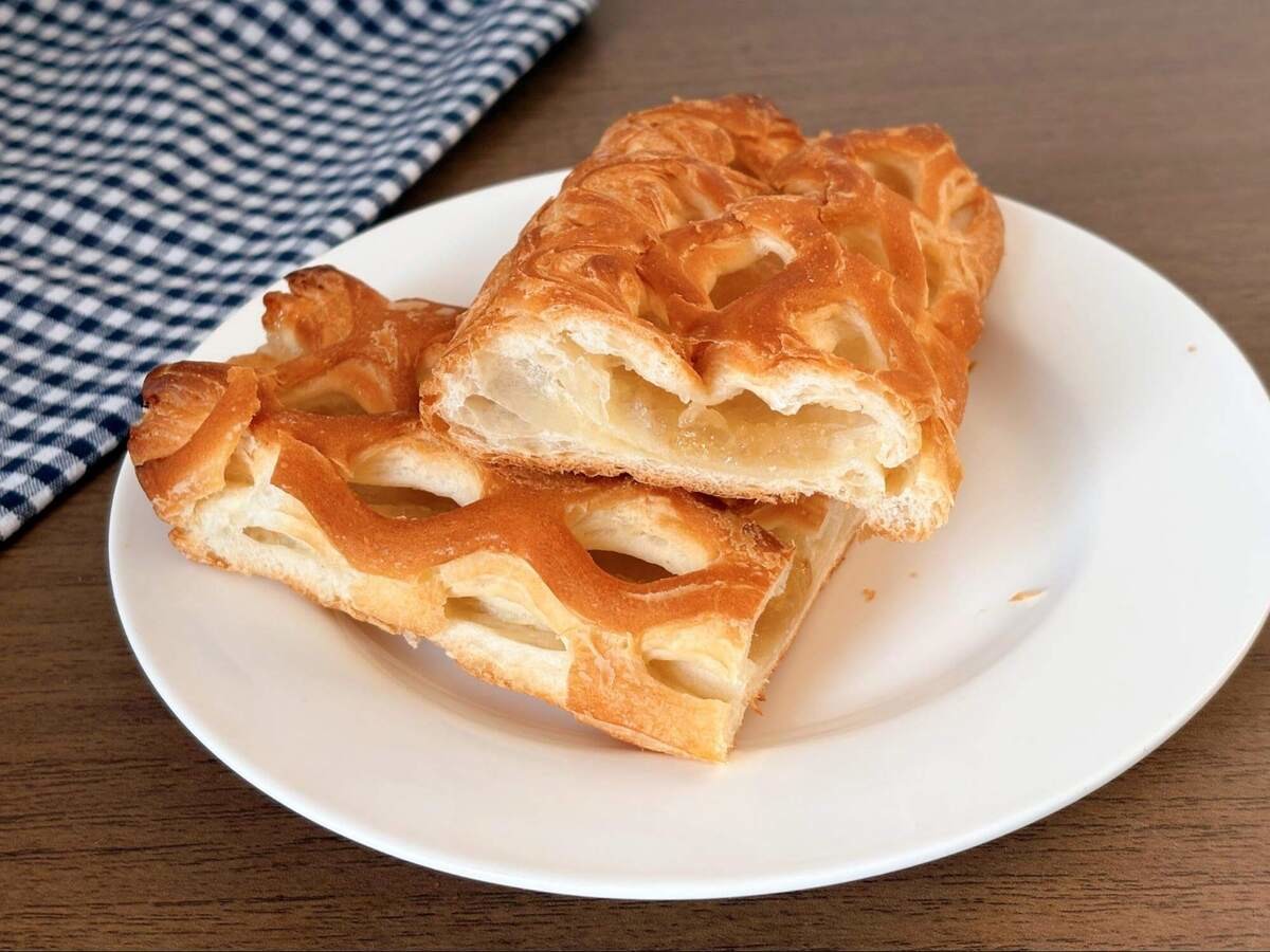 コスモスのビッグサイズのパン