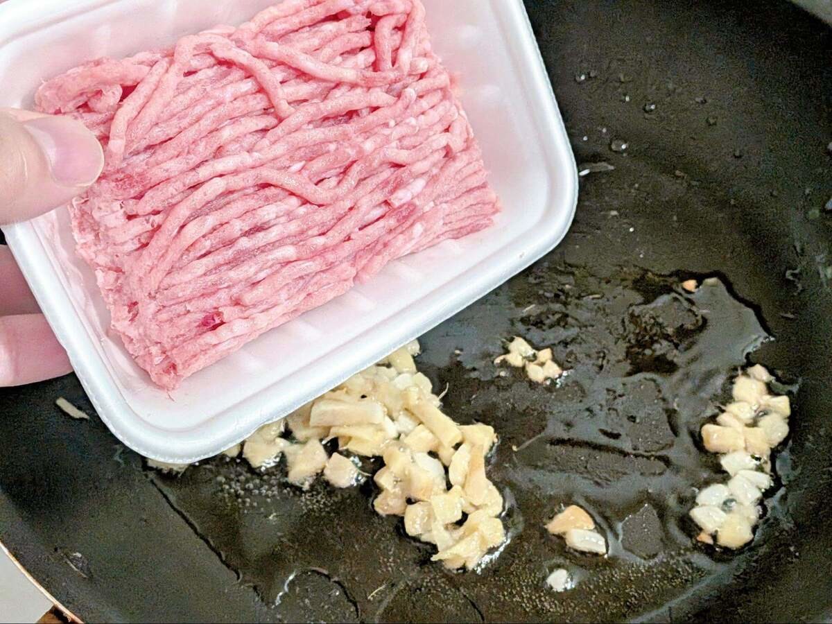 豆腐とひき肉の煮物