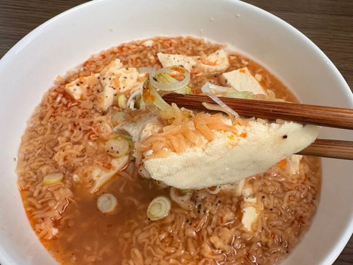豆腐チキンラーメン