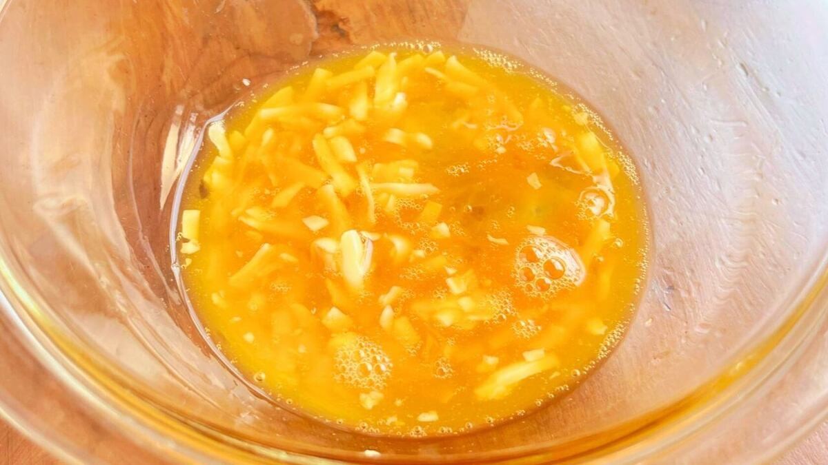 とろとろチーたま丼