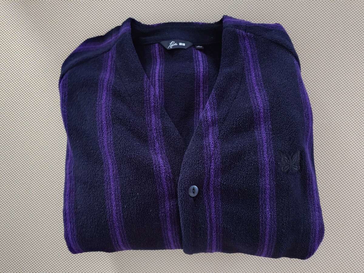 「ユニクロ冬服」カーディガン&シャツ