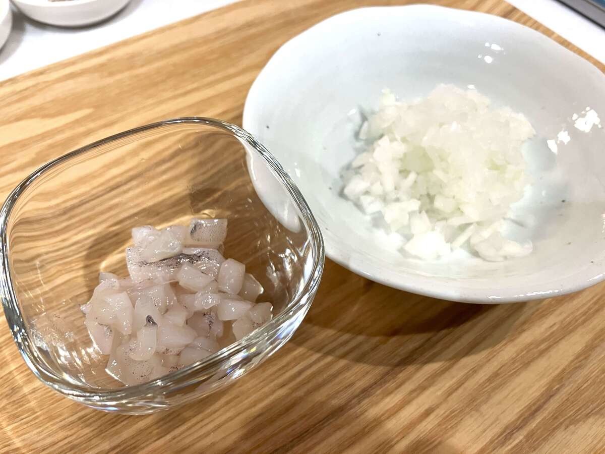 リュウジさん「いかの塩辛焼き飯」のレシピ