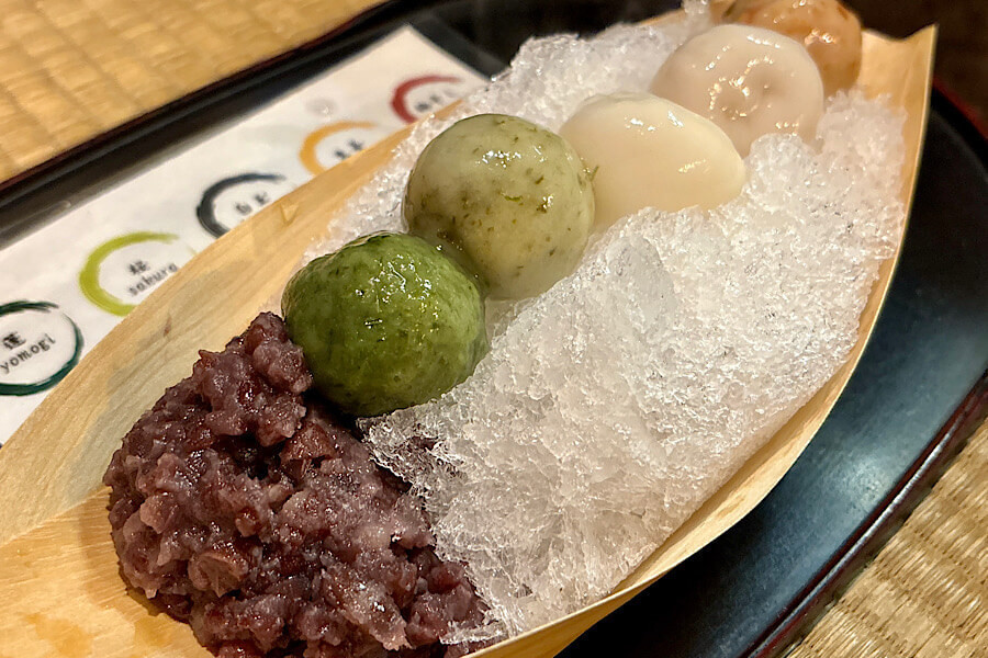 「ともえ庵」の珍しいたい焼き