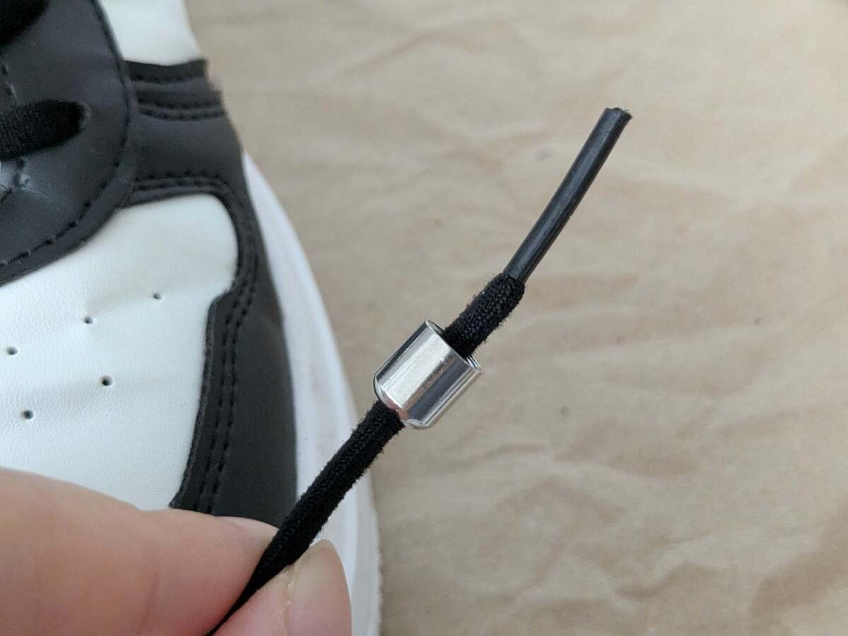 家族みんなで使える結ばない靴ひも