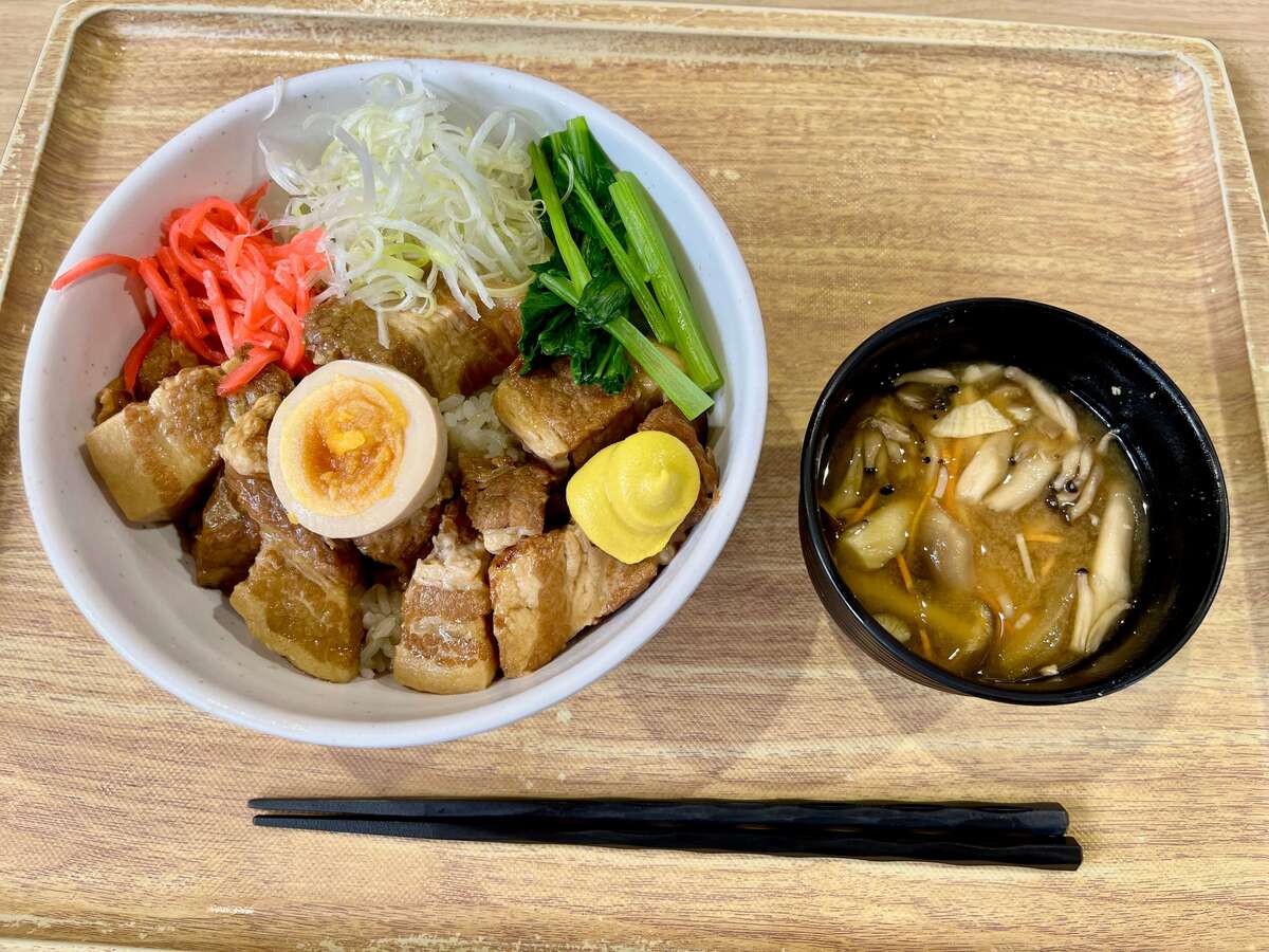 「道の駅 まくらがの里こが」