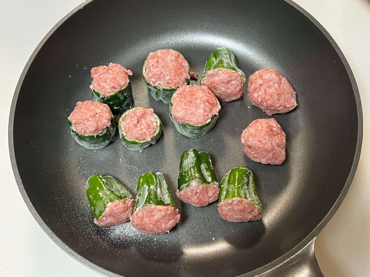 岩崎ファームさん「ピーマンの肉詰め」