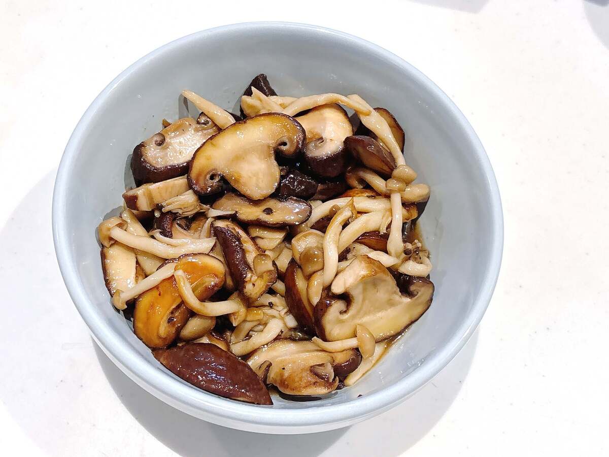 土井善晴さん「きのこのピクルス」