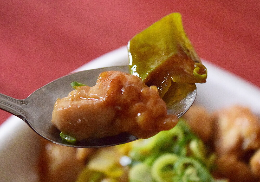 焦がしねぎ焼き鳥丼