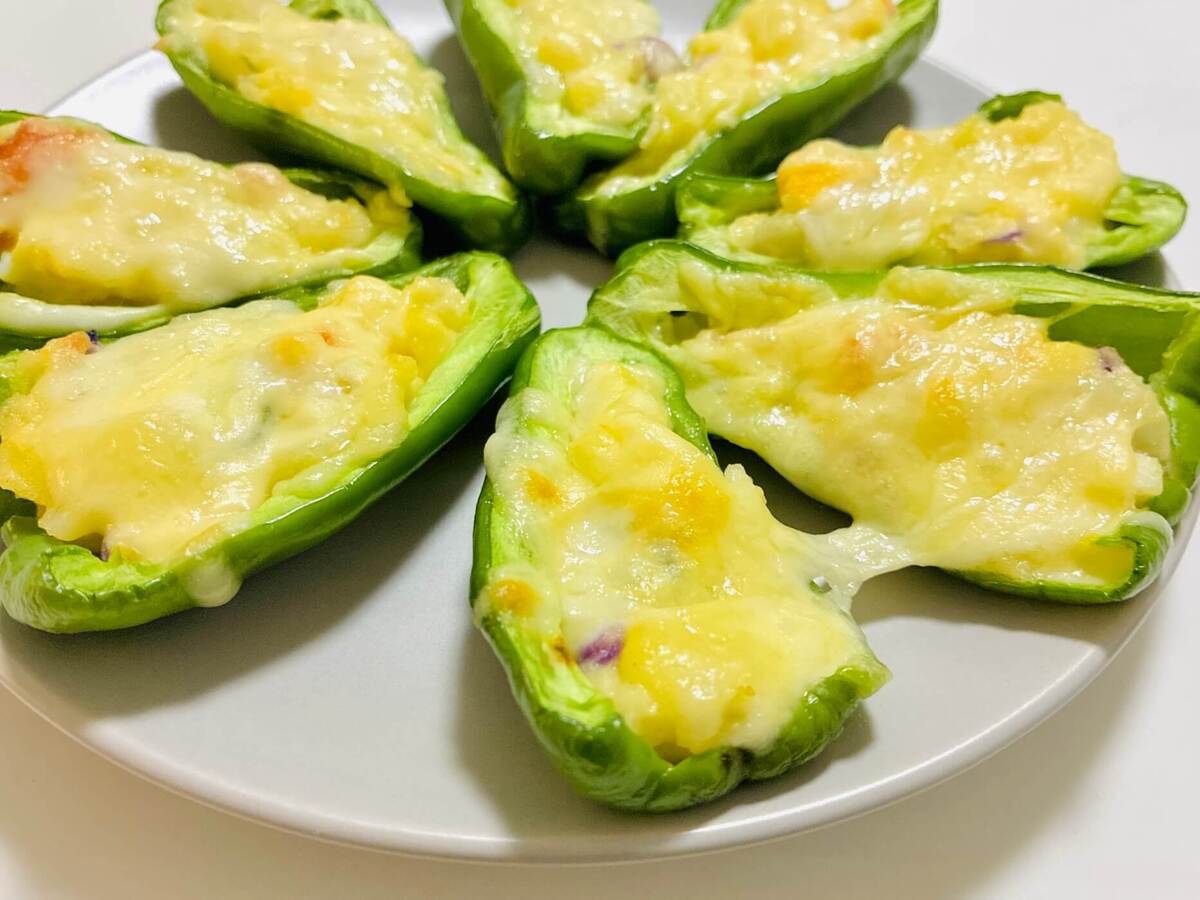 義母が孫に捧げる「ピーマンのポテサラ詰め」