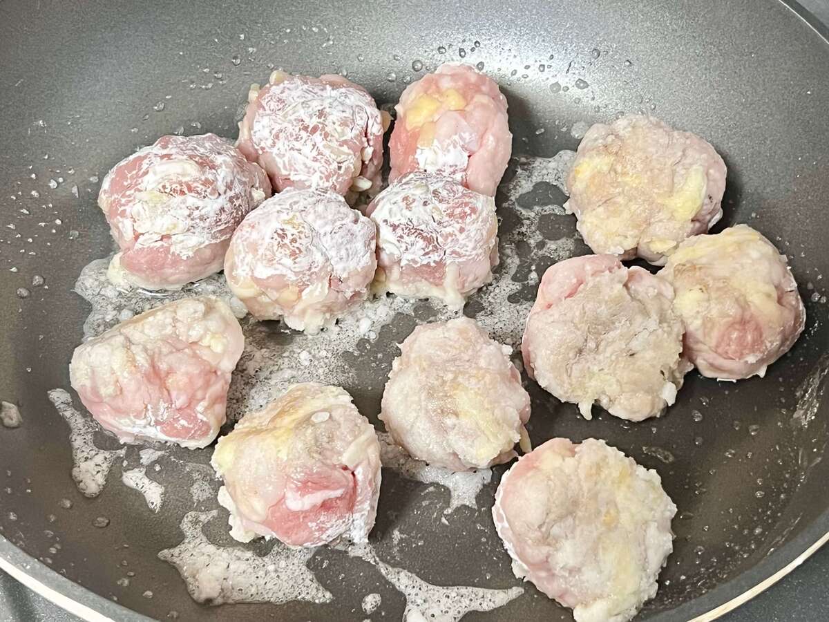 チーズミートボール