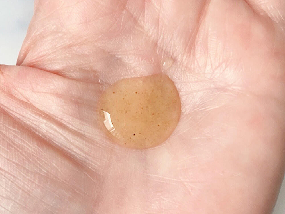 毛穴撫子の「重曹洗えるスクラブ」とは？