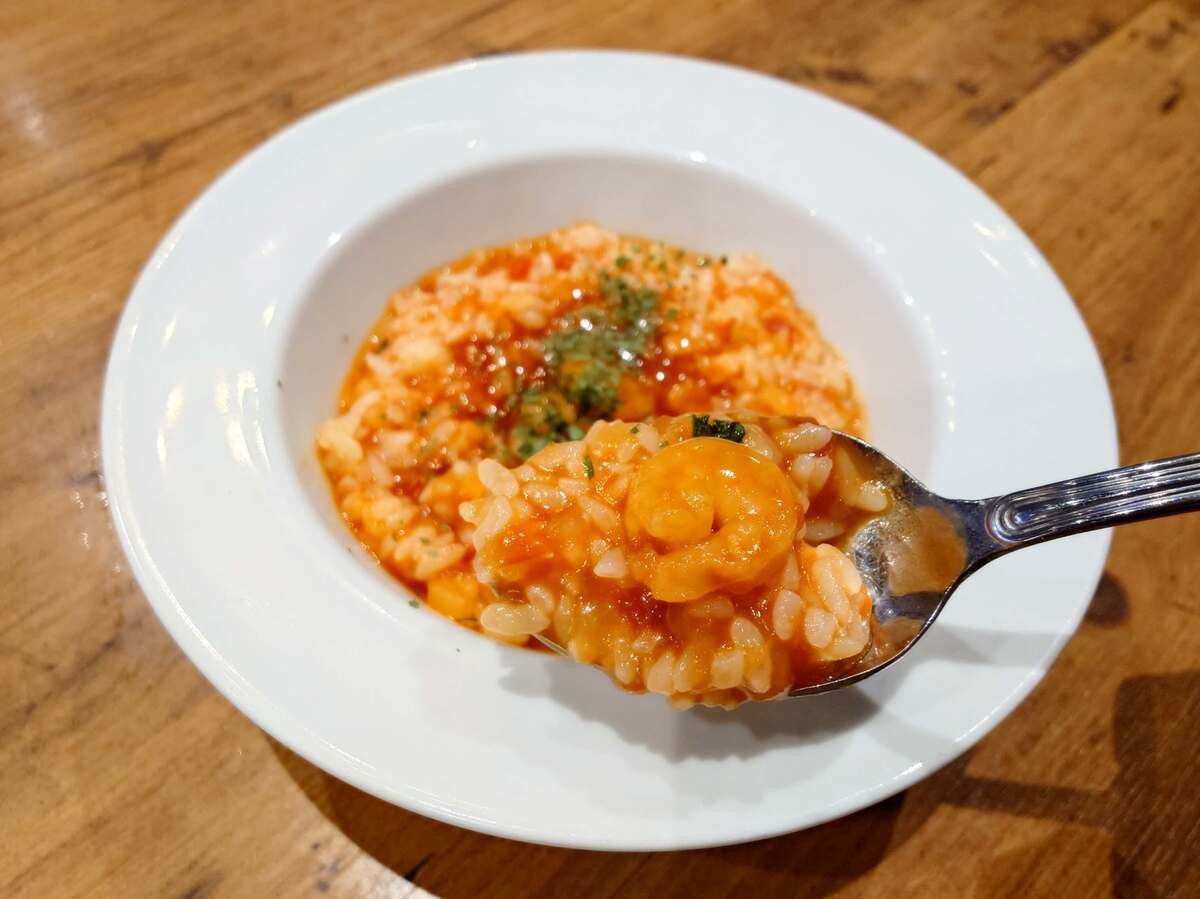 【オリーブの丘】テレビで話題のモーニングピッツァとリゾットを実食レポ