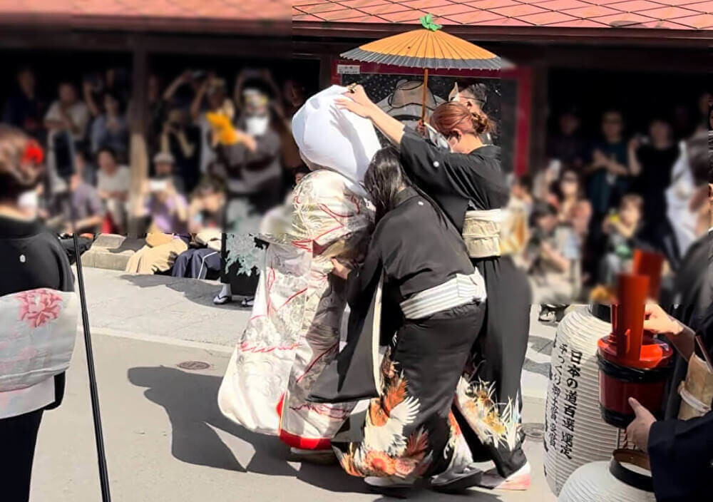 中町こみせ通り