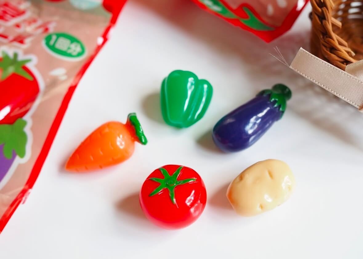 セリア「バスボール」から、コロンとかわいいお野菜登場！