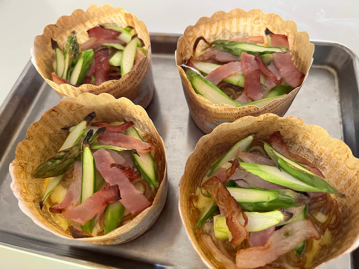 アスパラと焼そばのキッシュ風