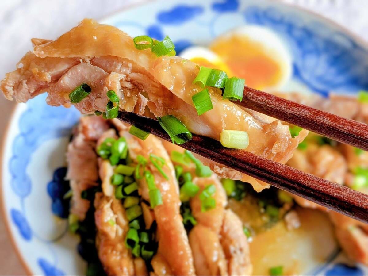 山本ゆりさん「解凍不要！レンジで鶏チャーシュー」のレシピ