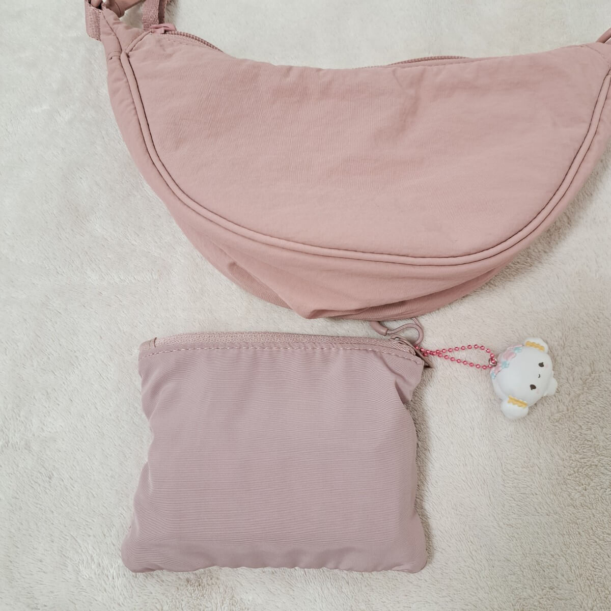 ユニクロ「ミニバッグ」