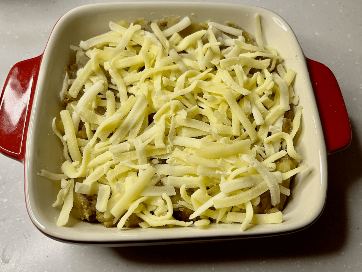 ポテトのタカタクさん「揚げないチーズコロッケ」