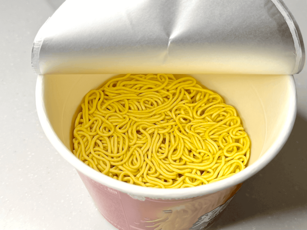 カップラーメンお湯の量アレンジは避けて