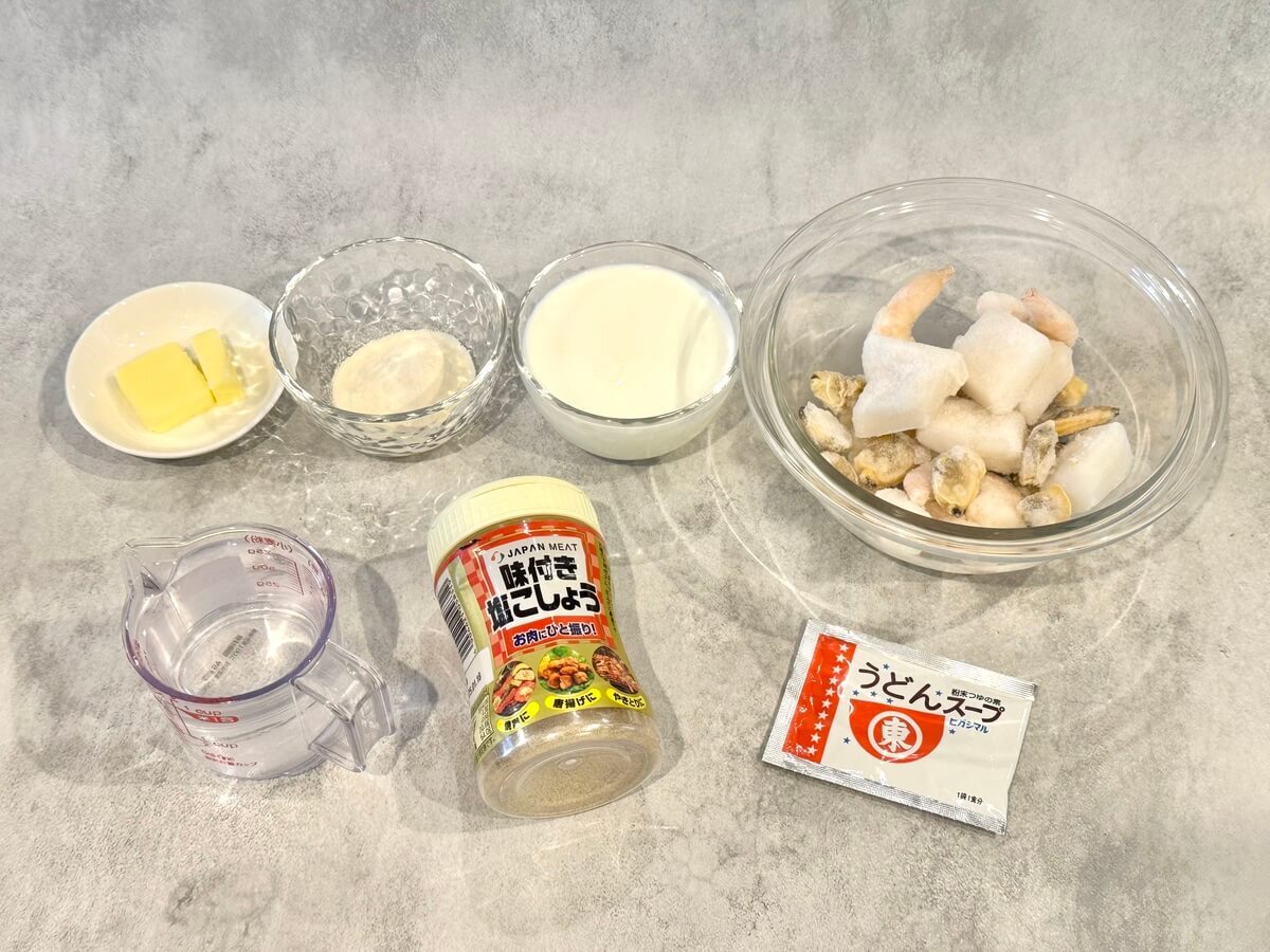 うどんスープでクラムチャウダー