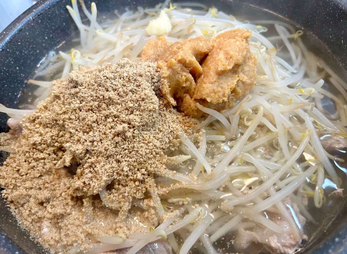 和田明日香さん「味噌ラーメンの麺なし」のレシピ