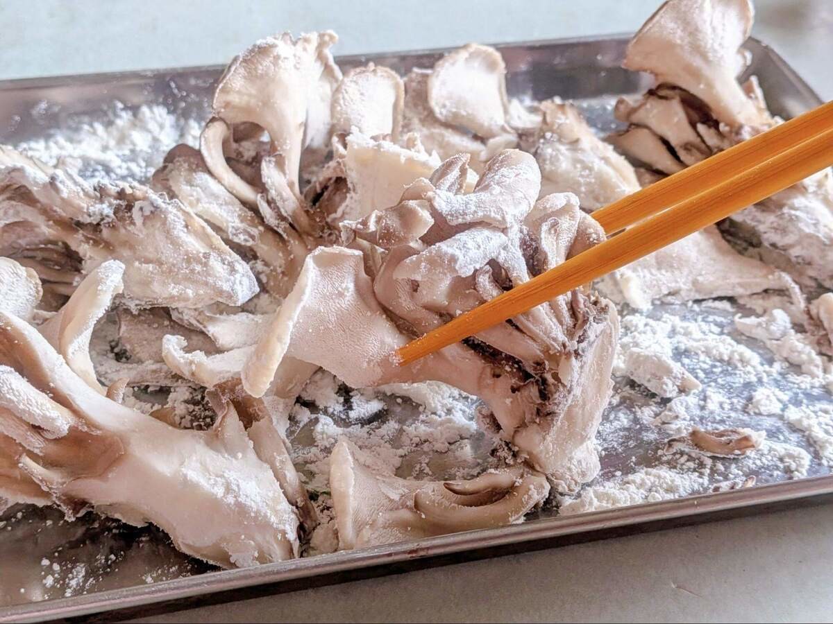 マイタケのたこ焼き風