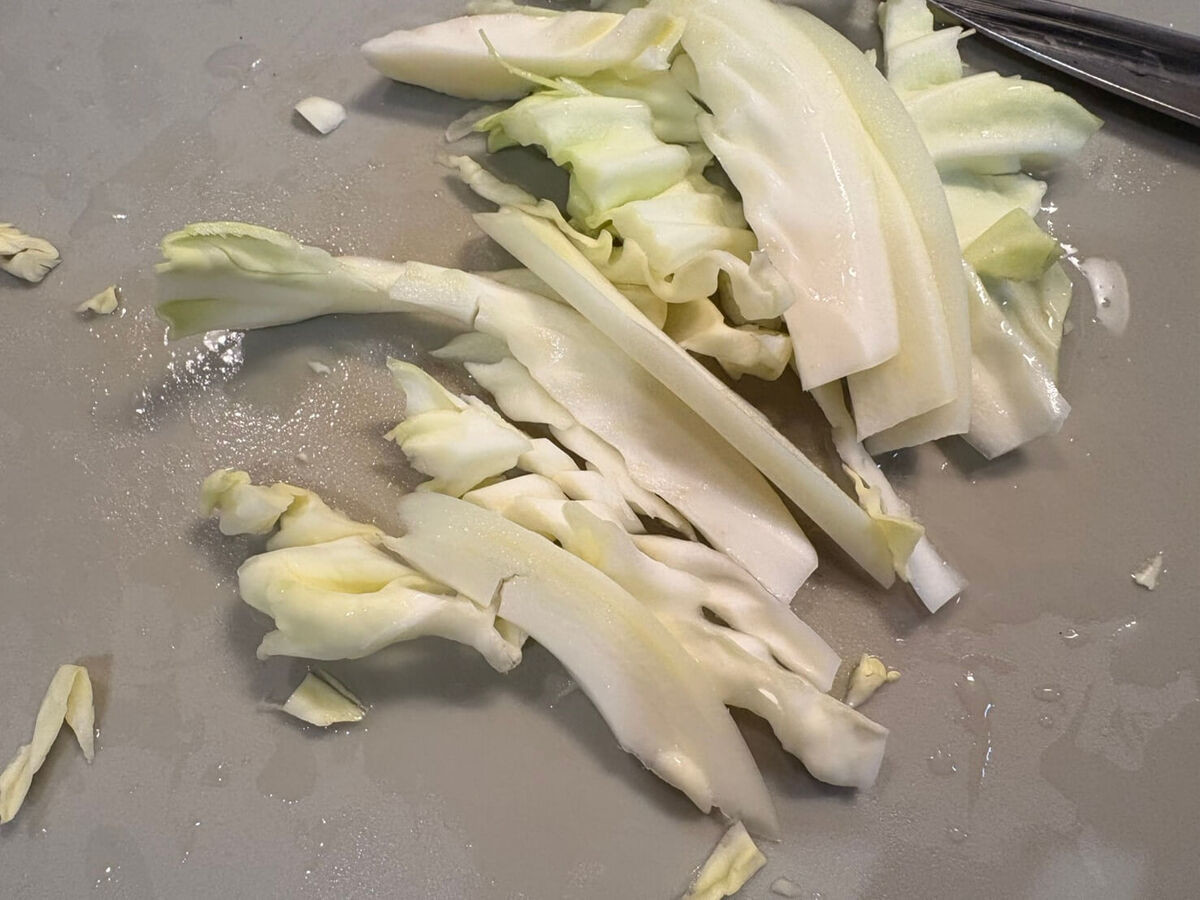 DAIGOも台所「春キャベツの辛み炒め」