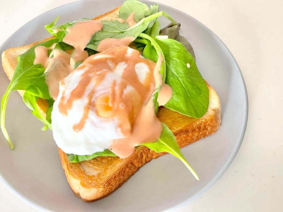 宮舘涼太さん「ポーチドエッグ・オーロラソース」